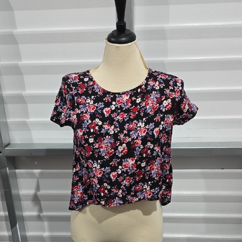 BONGO Floral Black Crop Top NWT Size Small